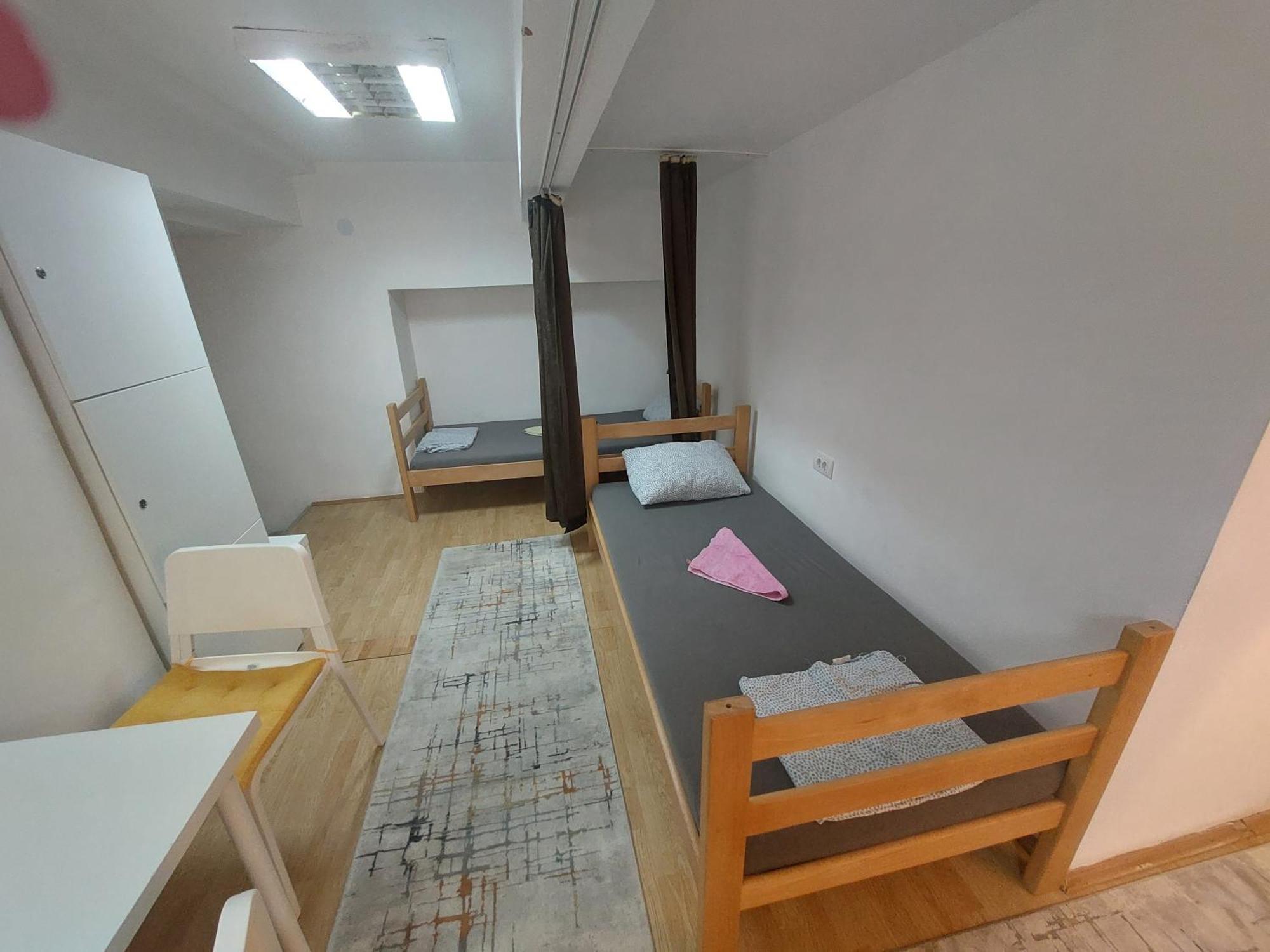 Hostel Inn Downtown Belgrade Exterior photo